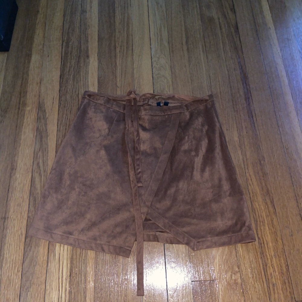 Velvet surplice skirt